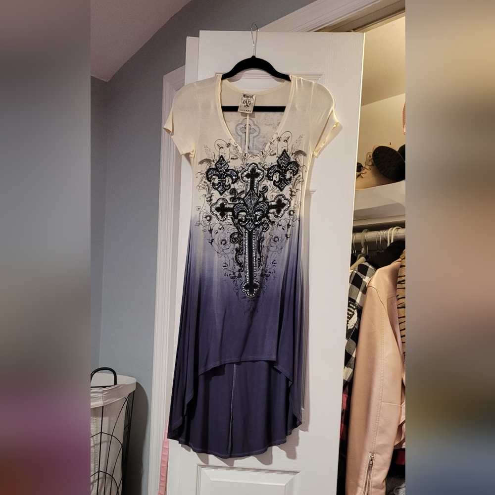 Dress - Picture 7 of 9
